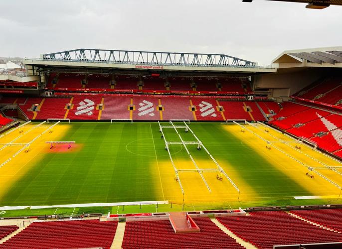 重穿球鞋，前皇马后卫科恩特朗准备参加国王联赛