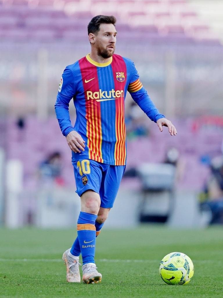 前锋射门力度与准度如何兼顾？