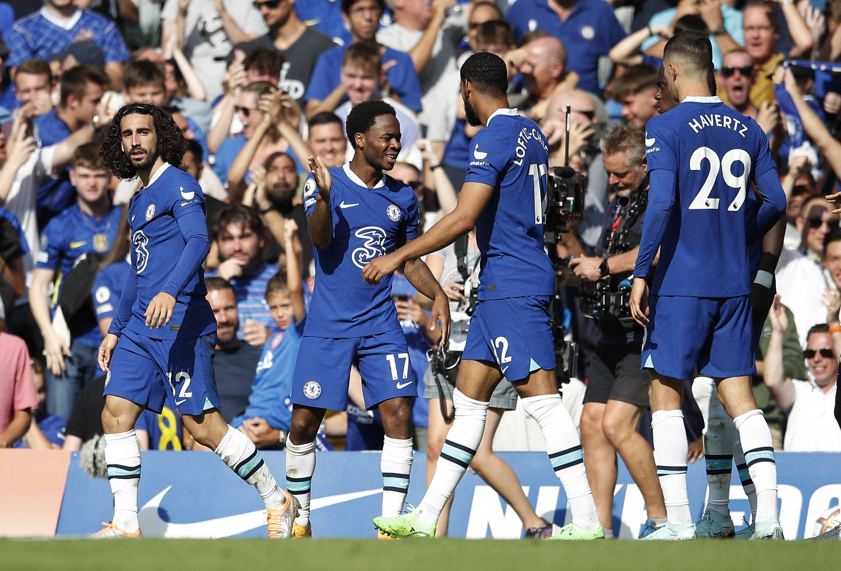 中超：山东泰山客场2-0击败广州队